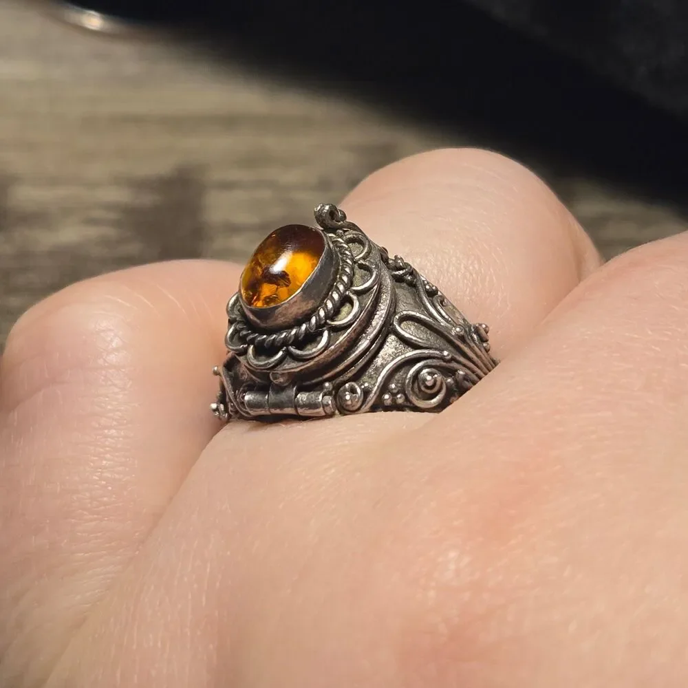 Rare Amber Poison Ring vintage sterling silver ring sz 9.5